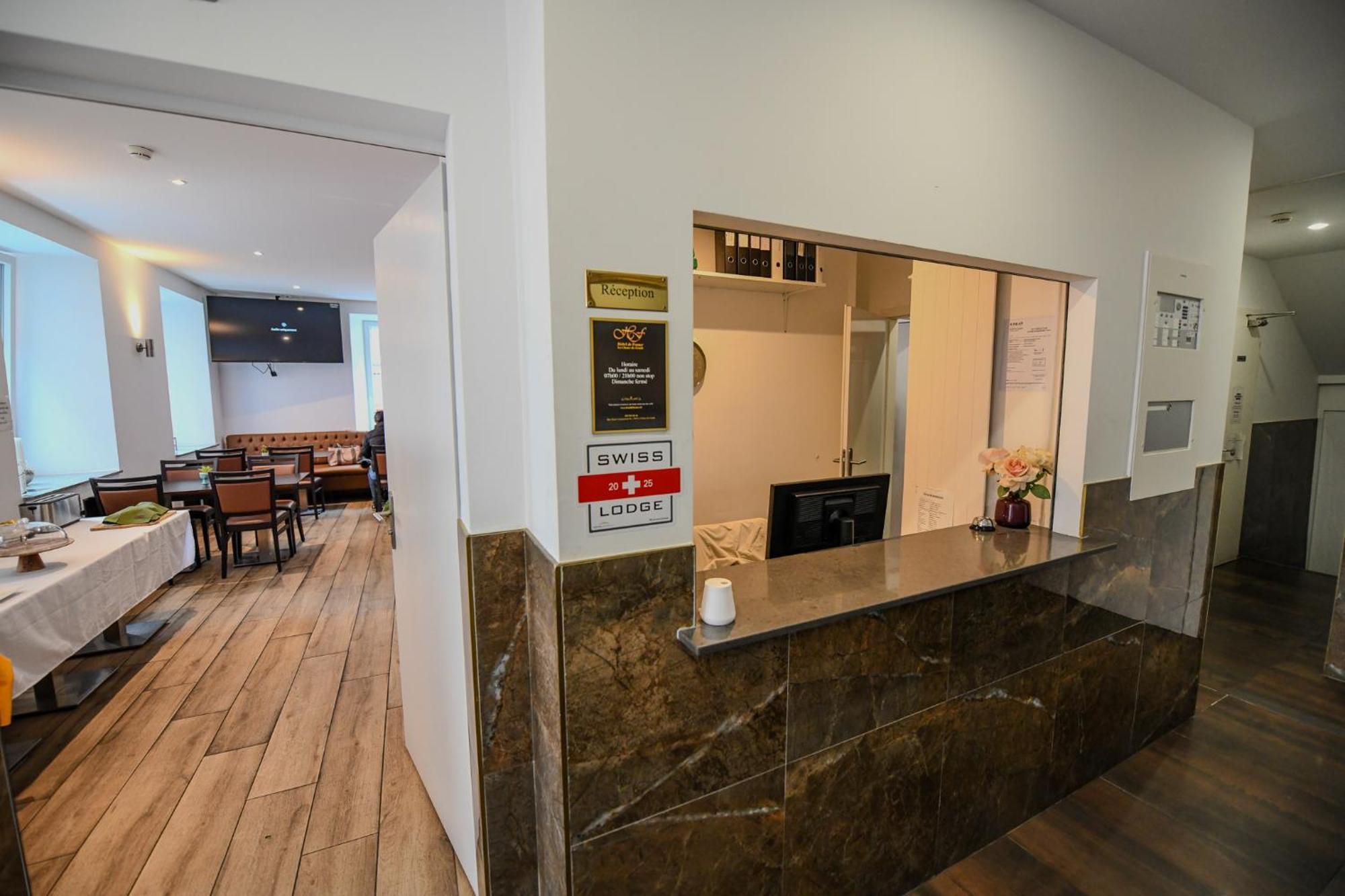 Hotel De France La Chaux De Fonds ภายนอก รูปภาพ