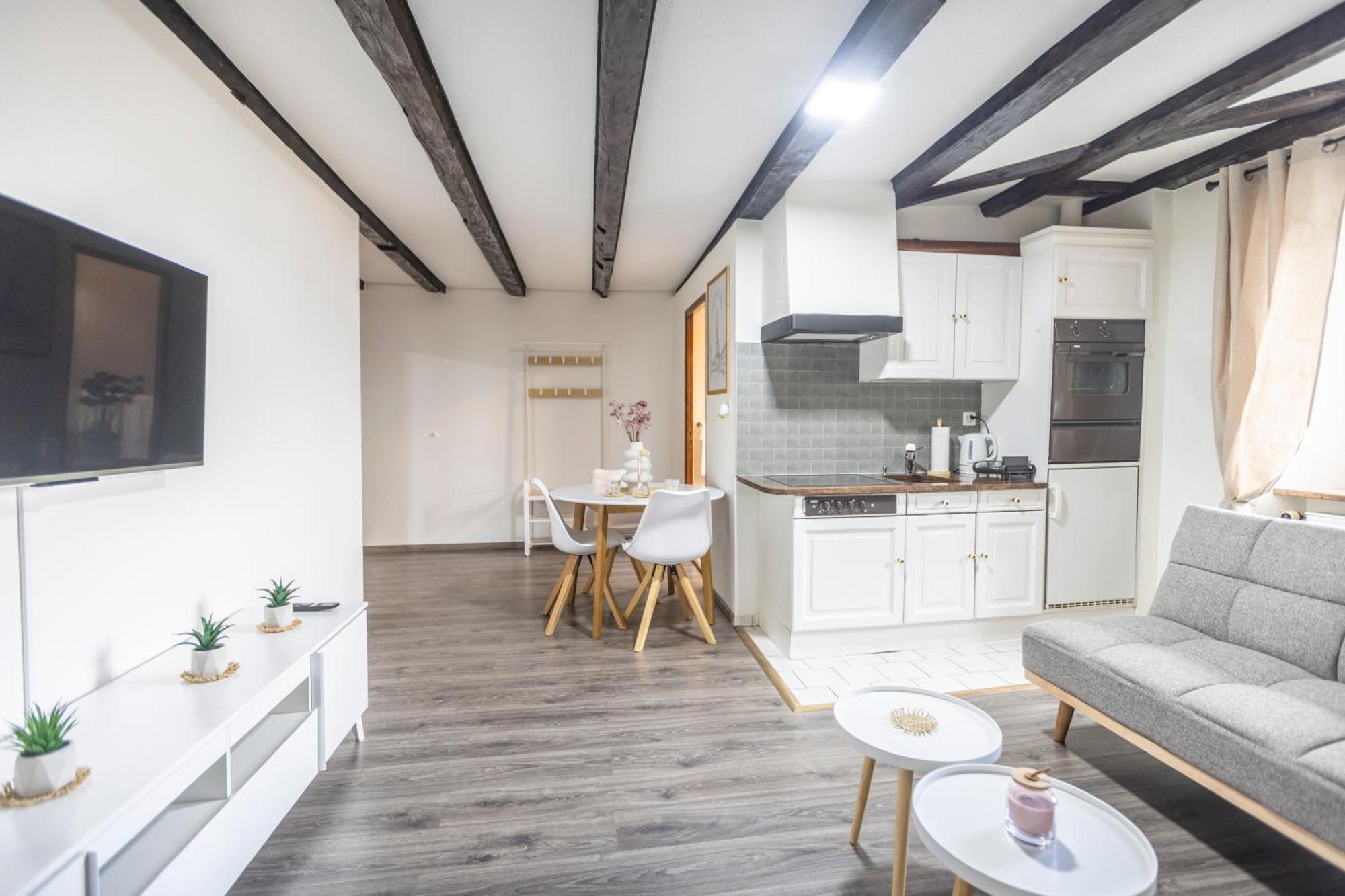 Hotel De France La Chaux De Fonds ภายนอก รูปภาพ